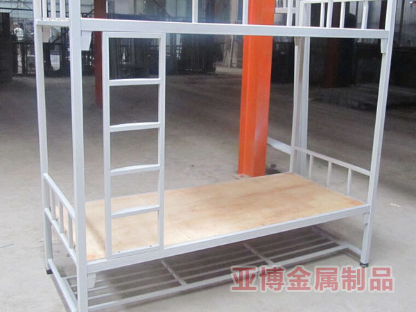 ��ͯ���˴�